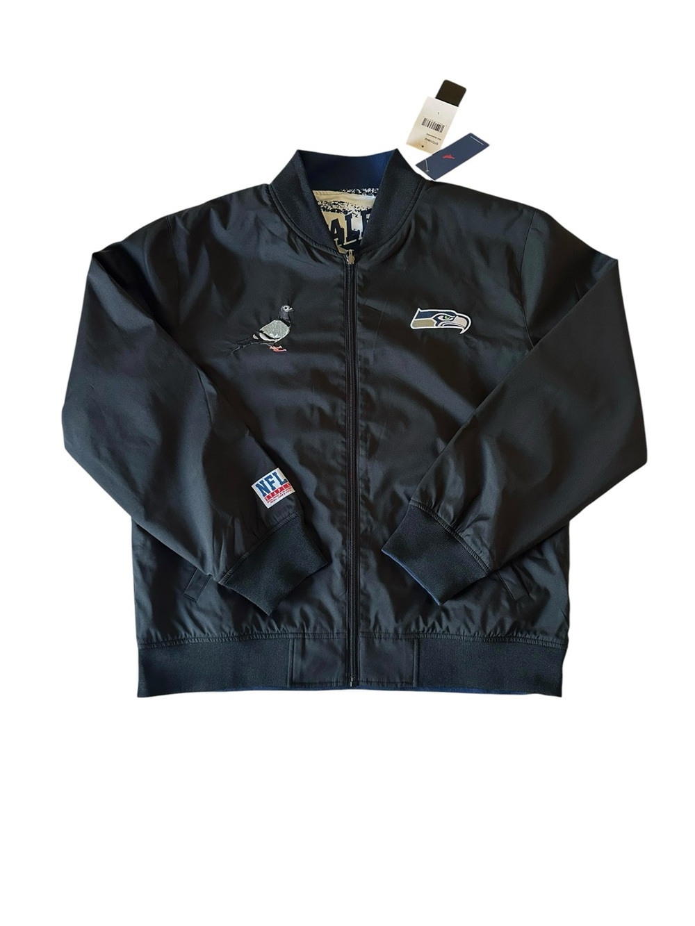 NWT STAPLE Pigeon x Seattle Seahawks NFL Reversible Jacket Men’s L